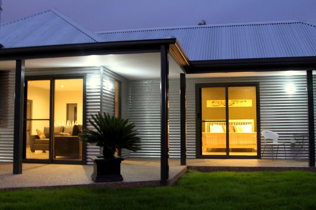 3 Bells Alpine Cottage برايت المظهر الخارجي الصورة